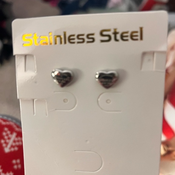 Silver Heart Jewelry Set - Picture 3 of 3